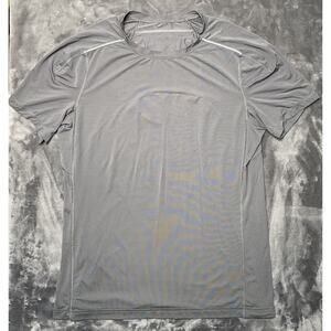Lululemon Metal Vent Tech Shirt Men's Medium Gray Short Sleeve Crew Neck Stretch